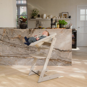 Chaise Haute évolutive en bois de hêtre Tripp Trapp "Gris Cashmere"