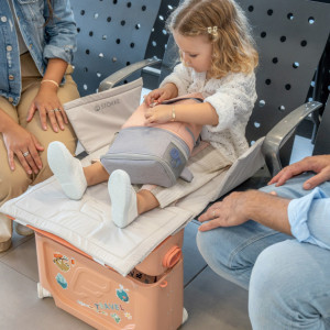 Valise à roulettes enfant Jetkids Bedbox "Rose Corail" (2-7 ans)