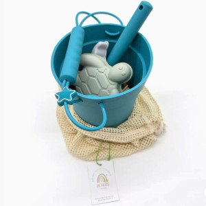 Jouets de plage en silicone (seau, pelle et 4 moules) "Bleu" Petikids