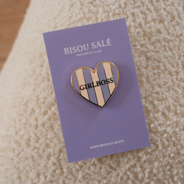 Pin's "Coeur Rayé Girlboss"