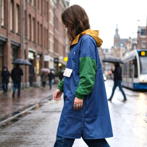Poncho de pluie Long "Ash Blue" (adulte) Poule Party