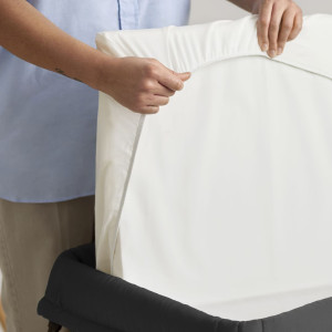 Drap housse pour lit de voyage light en coton bio  BabybJörn