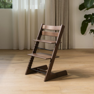Chaise haute évolutive tripp trapp en bois de chêne "Brun" Stokke 