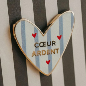 Pin's "Coeur Ardent"