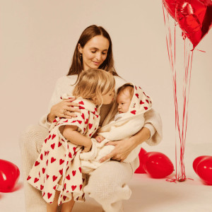 Cape de bain en gaze de coton Capsule "Coeur" (0-8 ans) Bebel