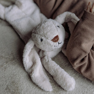 Peluche chauffante Milo le Lapin "Blush" Flow
