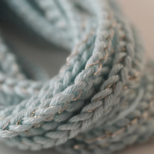 Bracelet porte-bonheur à nouer "CHILL & SHINE" Magicae