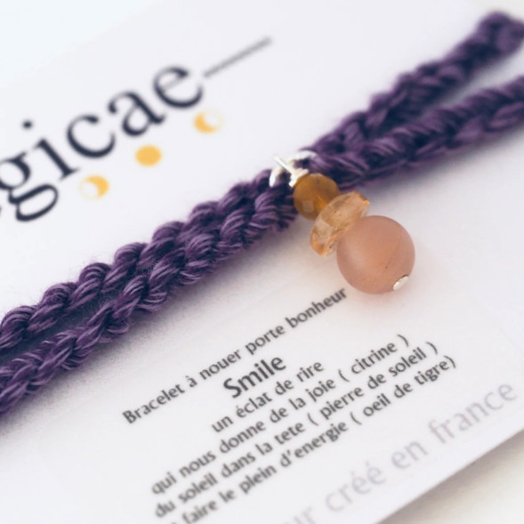 Bracelet porte-bonheur en pierres naturelles à nouer "SMILE"