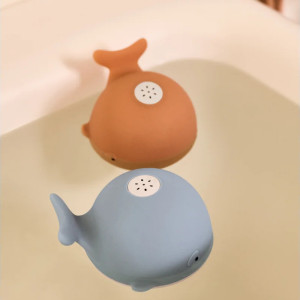Arroseur de bain "Baleine Bleue" Liewood
